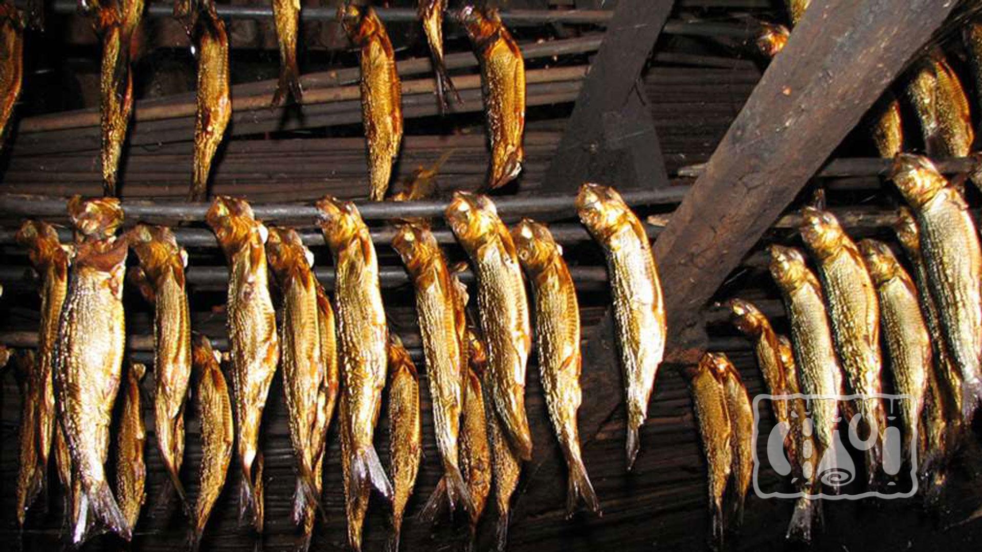 Хранение копченой рыбы на чердаке