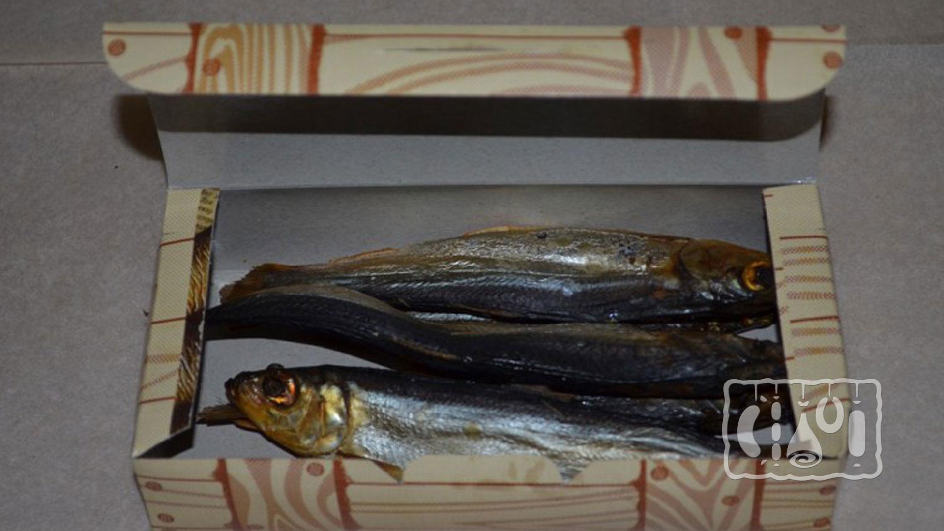 Хранение рыбы в коробке из гофрированного картона