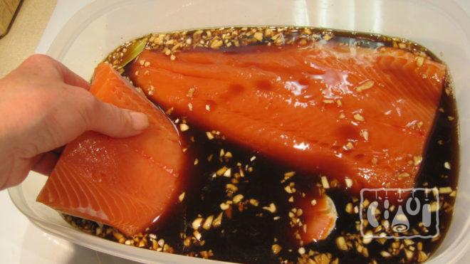 Маринад с красным вином и гвоздикой