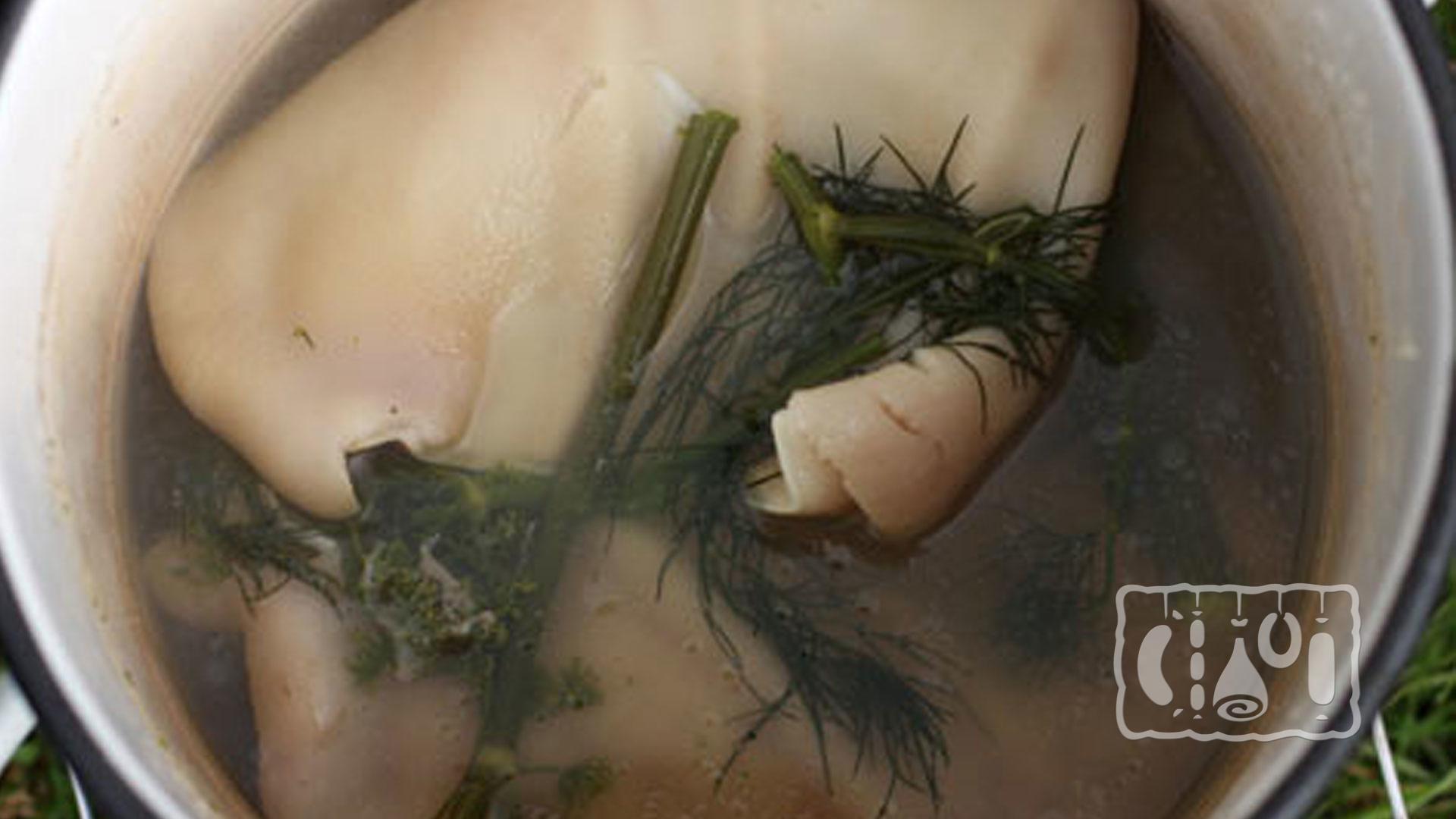 Свиные уши в рассоле